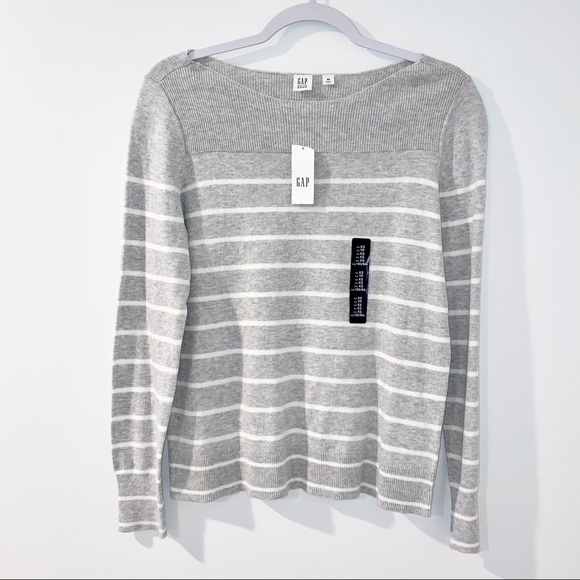GAP Sweaters - NWT GAP LADIES STRIPED GRAY/WHITE SWEATER SIZE XS